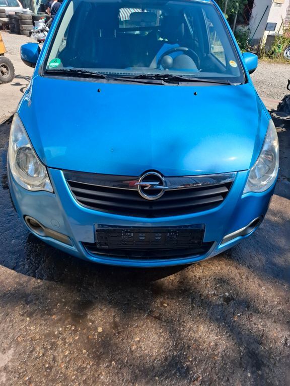 Opel Agila 225.000 km 1.699 € weil der stadt 71263