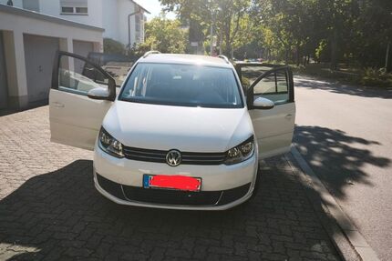 VW Touran 115.000 km 7.950 &euro; Karlsruhe 76131