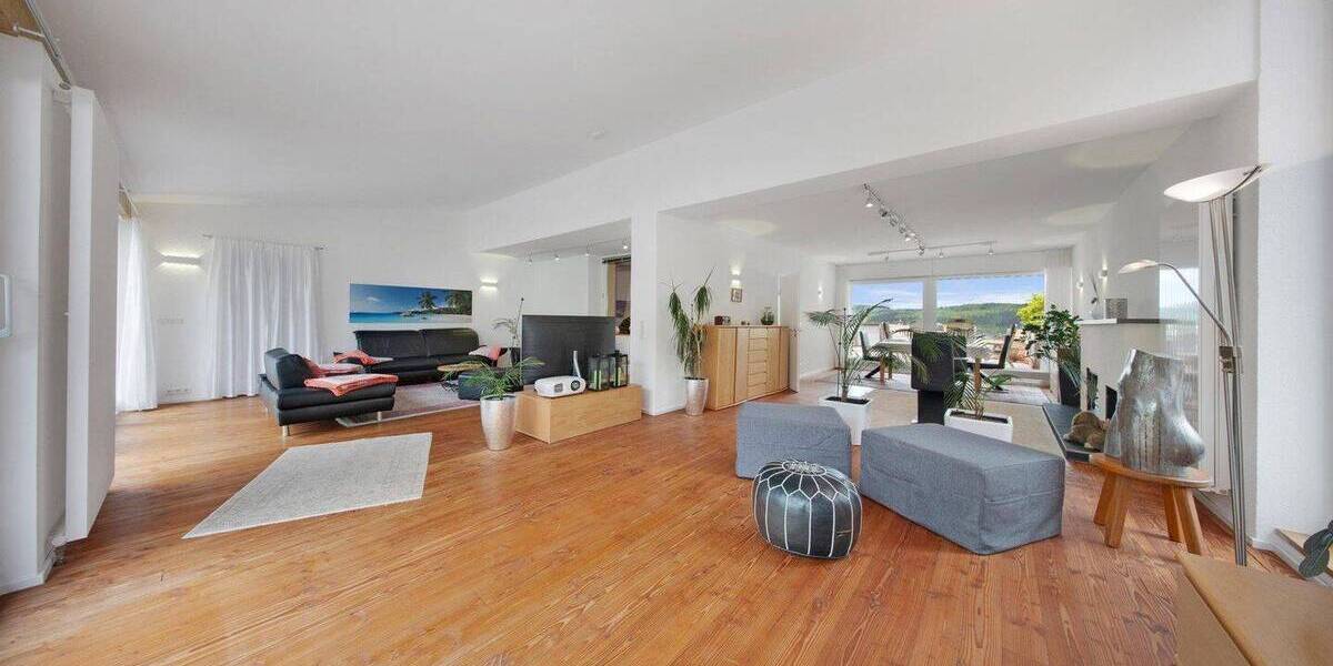 Mehrfamilienhaus, Wohnhaus Gaggenau - 9 Zimmer, 265 m&sup2;, 699.000&euro; | Angebot:26555262