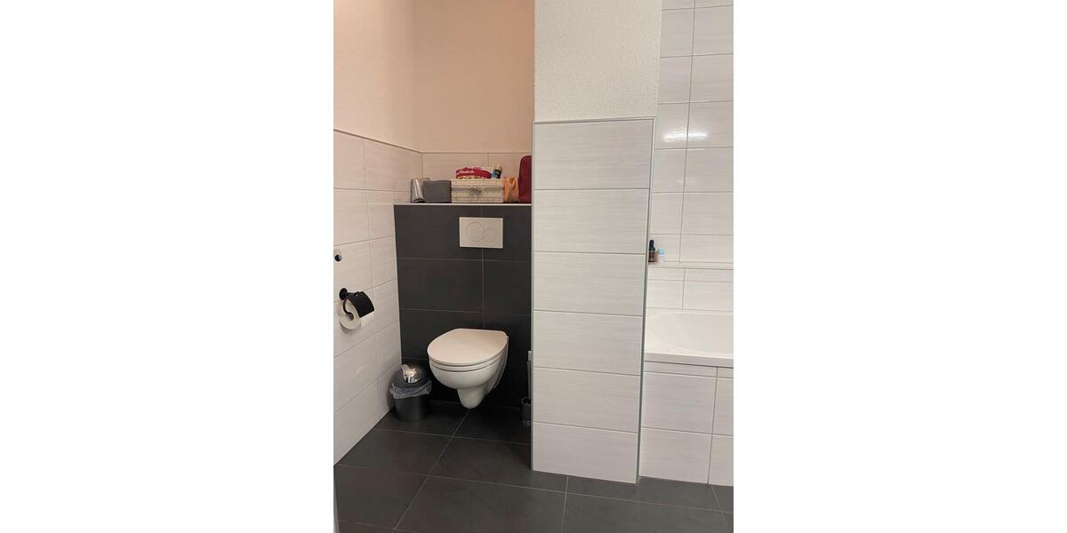 Renovierte 3 Zimmer Wohnung zimmer