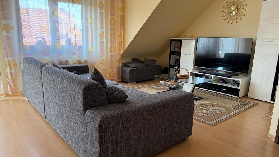 Dachgeschoßwohnung Karlsdorf-Neuthard Neuthard - 3 Zimmer, 87 m&sup2;, 890&euro; | Angebot:25721466
