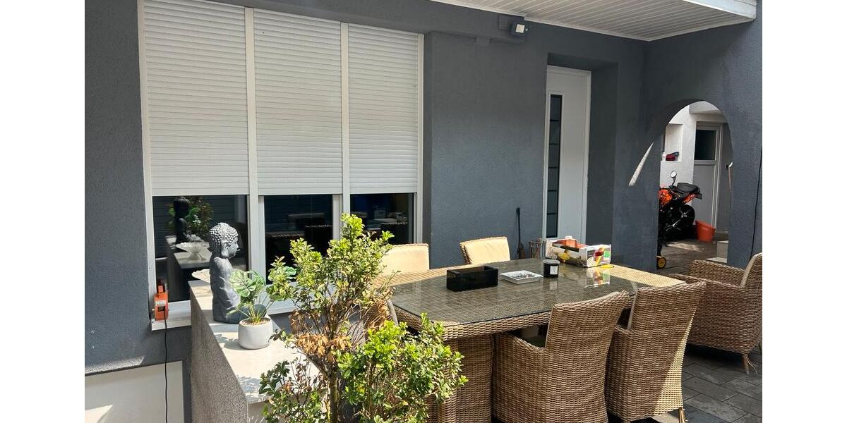 Einfamilienhaus Bruchsal - 8 Zimmer, 185 m&sup2;, 720.000&euro; | Angebot:26730241