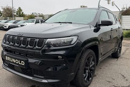 Jeep Compass 39.467 km 23.900 € Stuttgart 70565