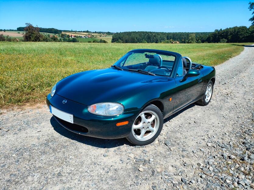 Mazda MX-5 198.000 km 3.500 € Bad Teinach-Zavelstein 75385