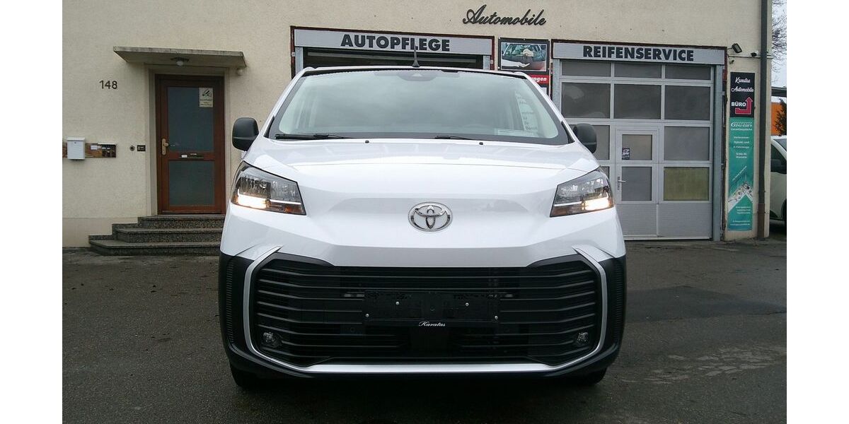 Toyota Proace (Verso) 17.000 km 27.990 &euro; Sindelfingen 71065