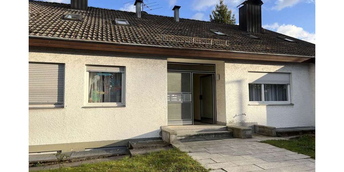 Einfamilienhaus Sindelfingen Darmsheim - 14 Zimmer, 349 m&sup2;, 950.000&euro; | Angebot:26890143