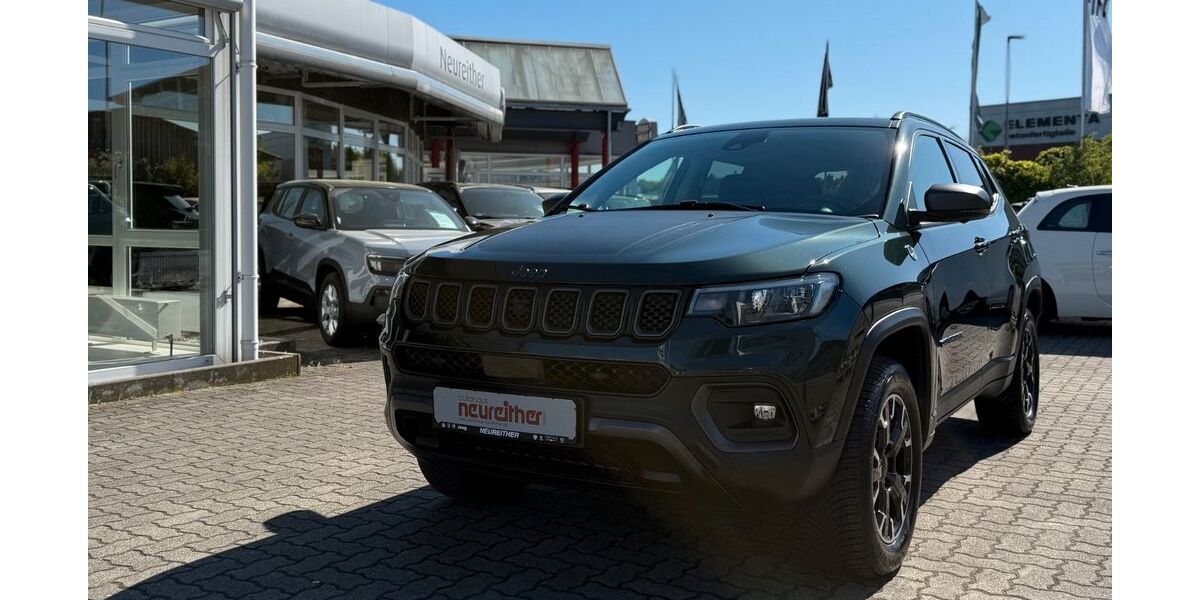Jeep Compass 80.800 km 21.990 &euro; Karlsruhe 76185
