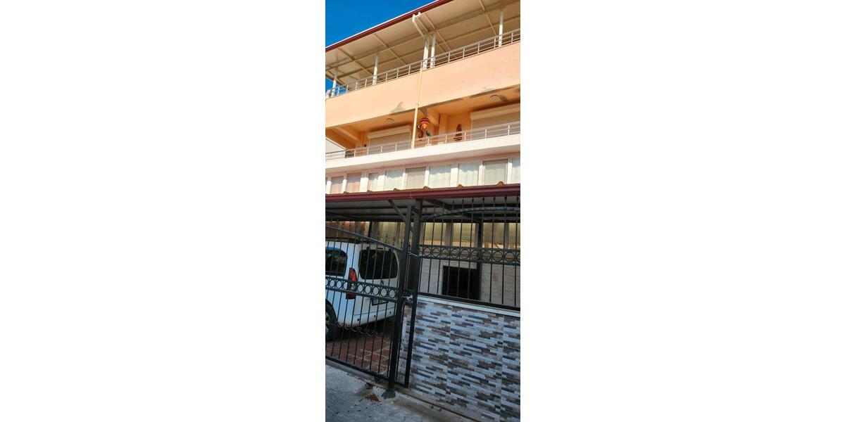 Einfamilienhaus Gerlingen - 12 Zimmer, 350 m&sup2;, 350.000&euro; | Angebot:26691398