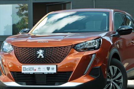 Peugeot 2008 29.748 km 17.980 € Karlsruhe 76131