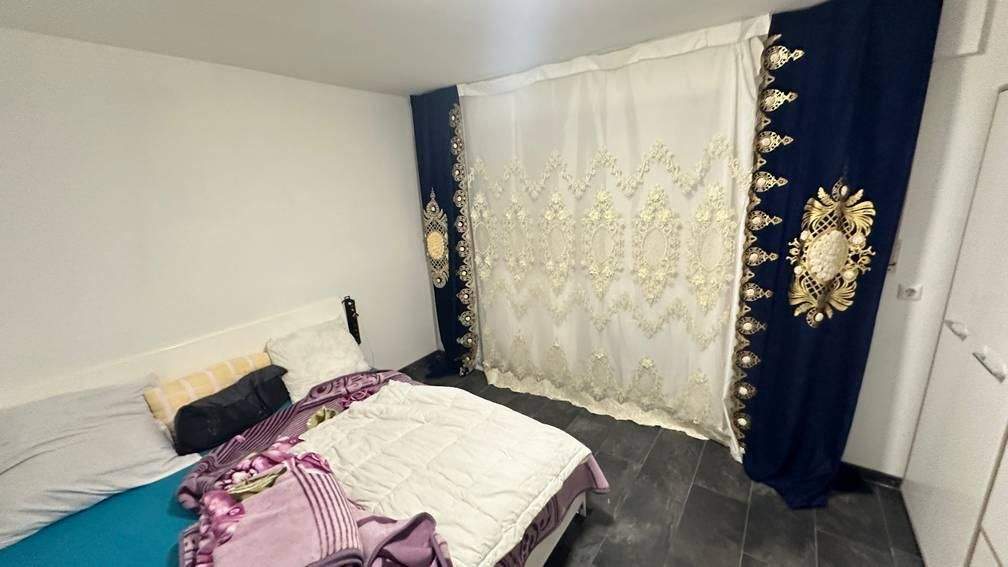 Mehrfamilienhaus, Wohnhaus Ostelsheim - 9 Zimmer, 210 m&sup2;, 750.000&euro; | Angebot:25737007