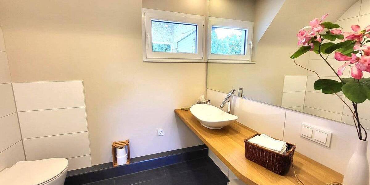 Mehrfamilienhaus, Wohnhaus Remchingen Singen - 8 Zimmer, 184 m&sup2;, 595.000&euro; | Angebot:25699875