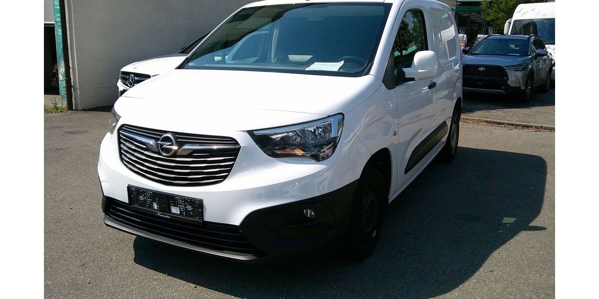 Opel Combo 131.000 km 7.960 &euro; Sindelfingen 71065