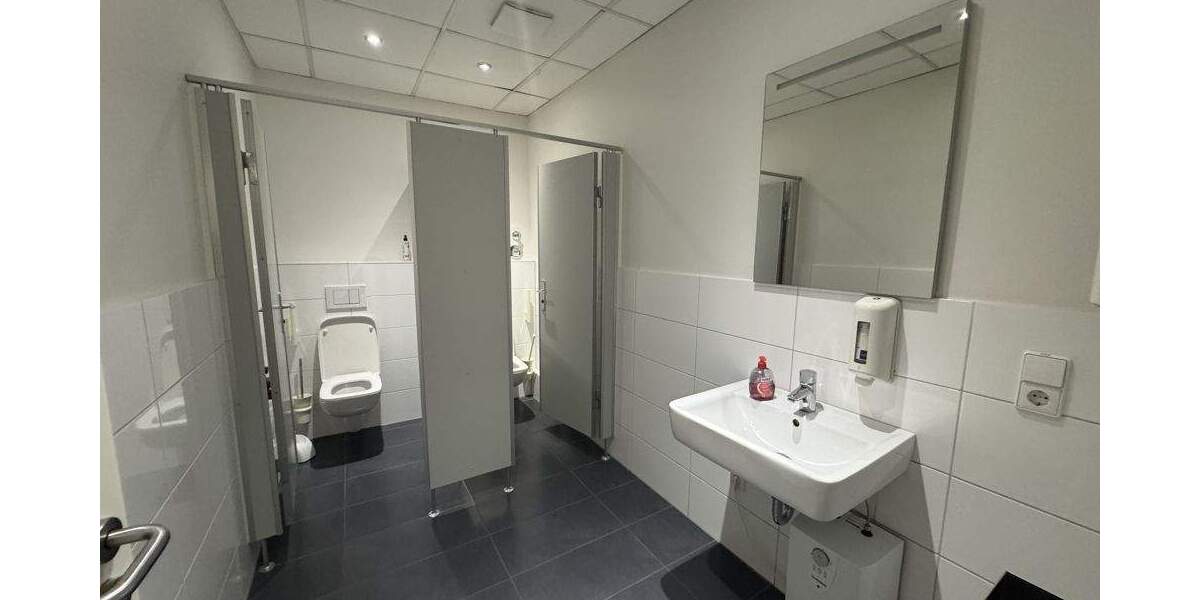 Gewerbeobjekt Karlsruhe - Innenstadt Kern Neureut - 3.870&euro; | Angebot:25682183