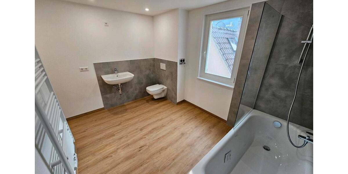 Maisonettenwohnung Pforzheim Eutingen - 5 Zimmer, 144 m&sup2;, 1.380&euro; | Angebot:26167406
