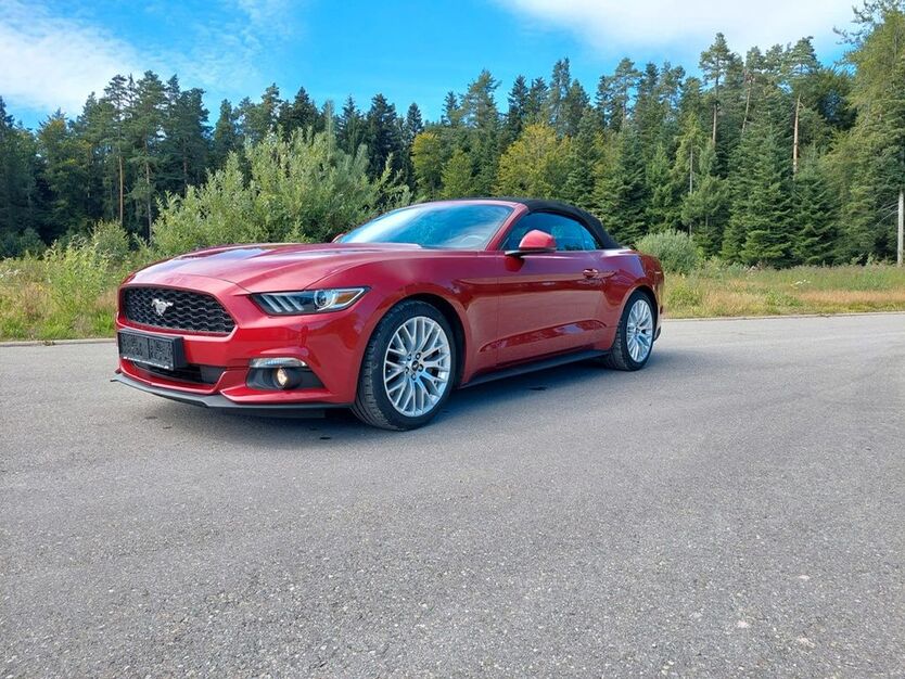 Ford Mustang 77.123 km 28.900 € neuweiler 75389