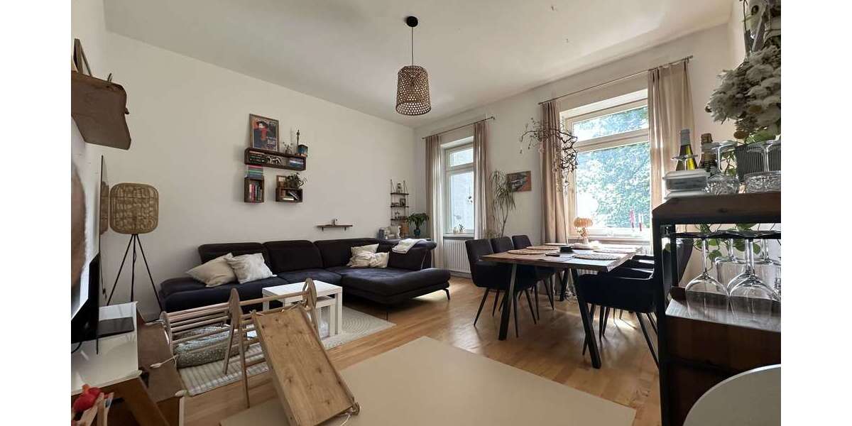 Etagenwohnung Karlsruhe Beiertheim-Bulach - 3 Zimmer, 93 m&sup2;, 1.200&euro; | Angebot:26867531