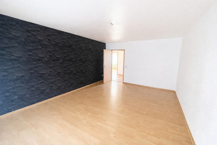 Attraktive 3-Zimmer-Wohnung mit großem Balkon, schöner Küche und Stellplatzoption 3 zimmer