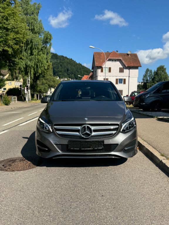 Mercedes-Benz B 200 122.000 km 14.200 € Unterreichenbach 75399
