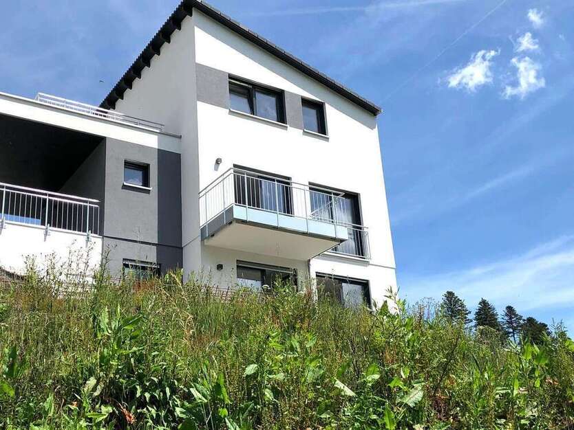 Haus zum Kaufen in Bad Herrenalb 659.000 € 156.93 m²