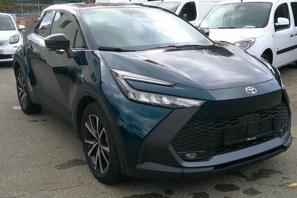 Toyota C-HR 10.000 km 29.360 € Sindelfingen 71065