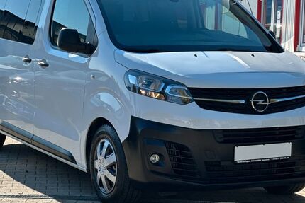 Opel Zafira Life 85.000 km 23.995 &euro; Bruchsal-Helmsheim 76646