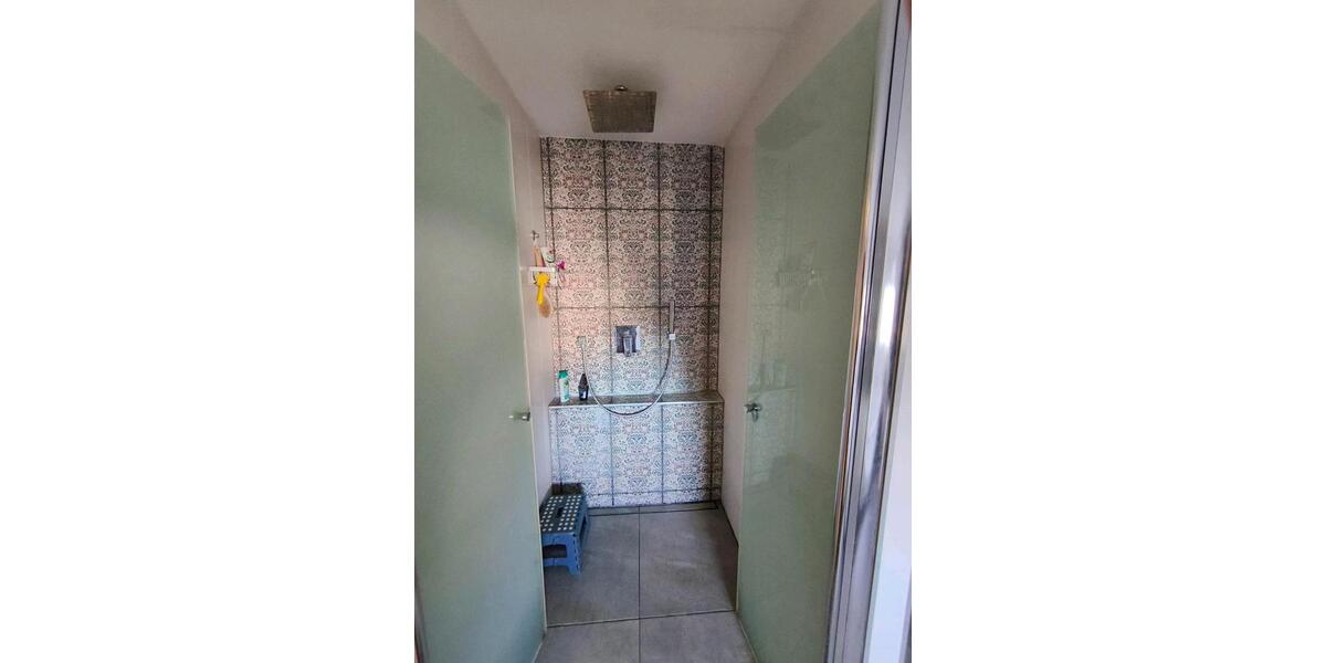 Exklusives Wohnerlebnis: ca.130qm Wohnung + Büro + XL Keller 3.5 zimmer