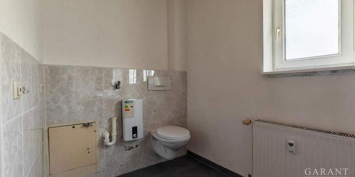 Etagenwohnung Bretten - 3 Zimmer, 82 m&sup2;, 220.000&euro; | Angebot:25802916