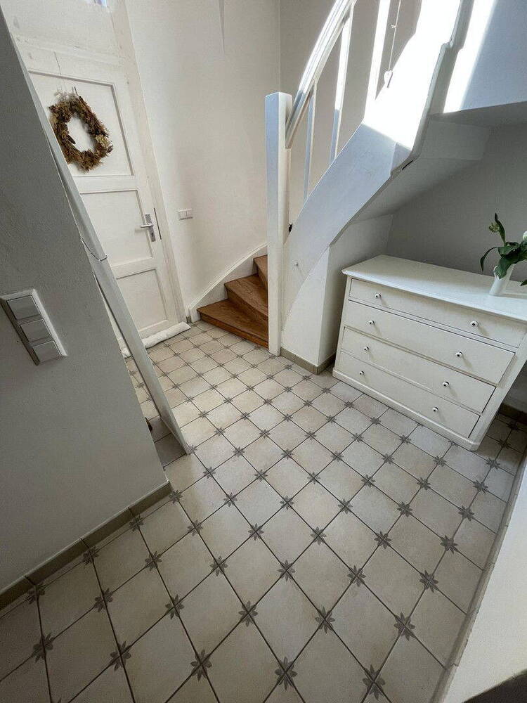 EINZIEHEN UND WOHLFÜHLEN - UNIKATES HINTERHAUS-WOHNREFUGIUM IM HERZEN DER DURLACHER ALTSTADT...