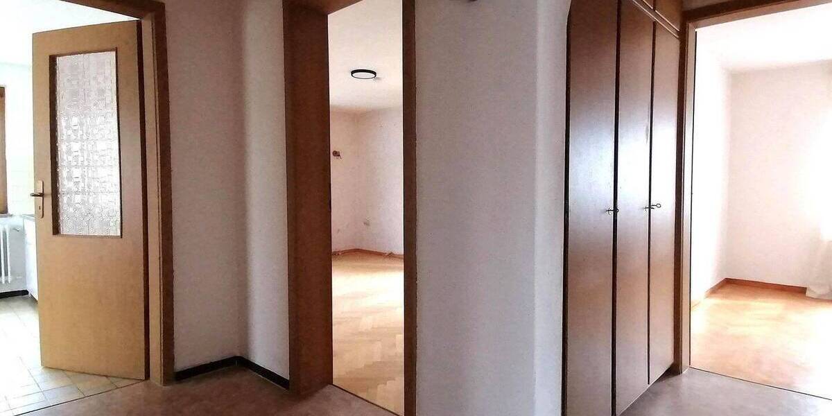 Mehrfamilienhaus, Wohnhaus Markgröningen - 8 Zimmer, 170 m&sup2;, 630.000&euro; | Angebot:26443444