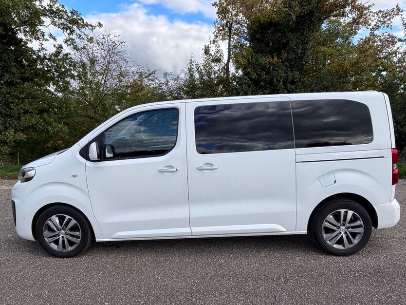 Peugeot Traveller 137.000 km 26.000 € Vaihingen 71665