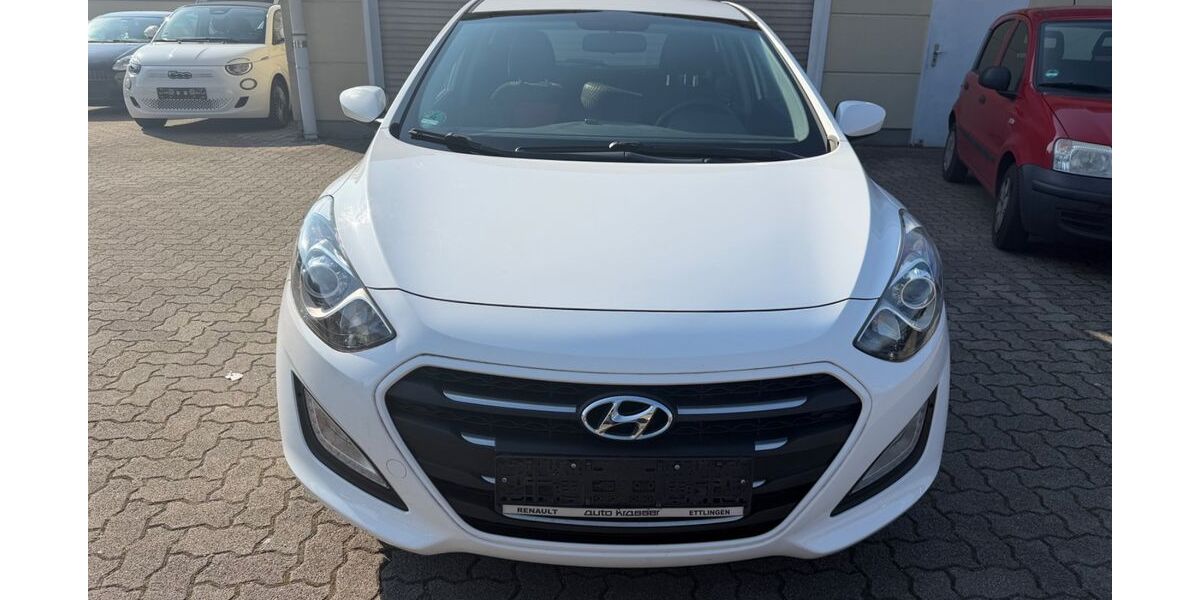 Hyundai i30 162.000 km 6.499 &euro; Pforzheim 75179