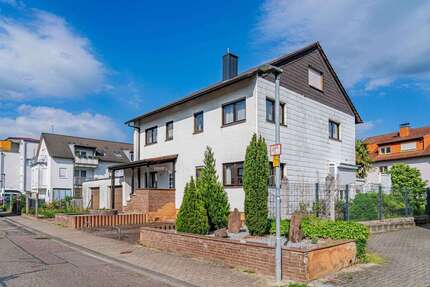 Haus Stutensee - 9 Zimmer, 225 m&sup2;, 749.000&euro; | Angebot:26785435