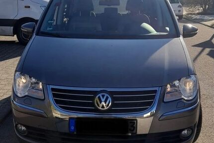 VW Touran 130.000 km 9.000 &euro; Leonberg 71229