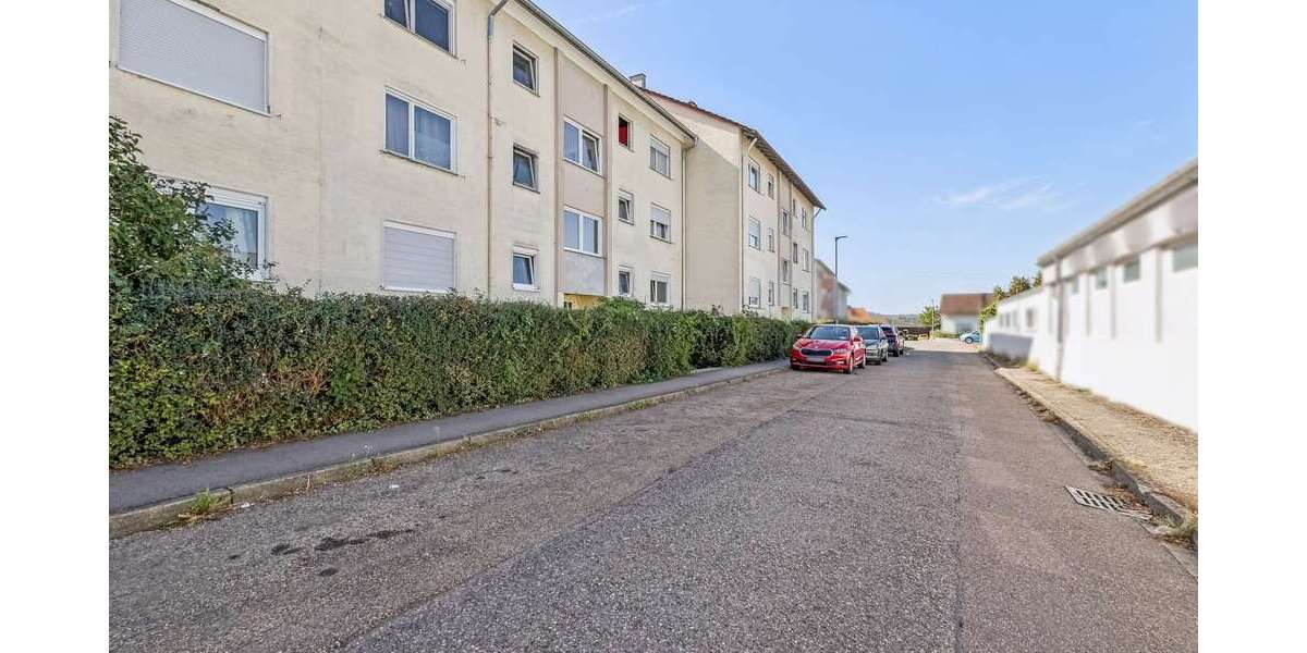 Etagenwohnung Vaihingen an der Enz - 3 Zimmer, 92 m&sup2;, 230.000&euro; | Angebot:27454142