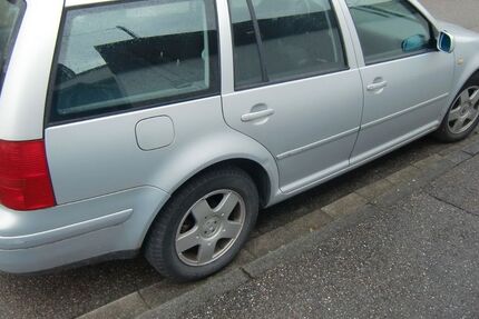 VW Bora 87.000 km 3.900 € Vaihingen/E 71665