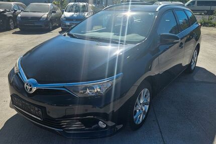 Toyota Auris 212.000 km 6.500 &euro; Bruchsal 76646