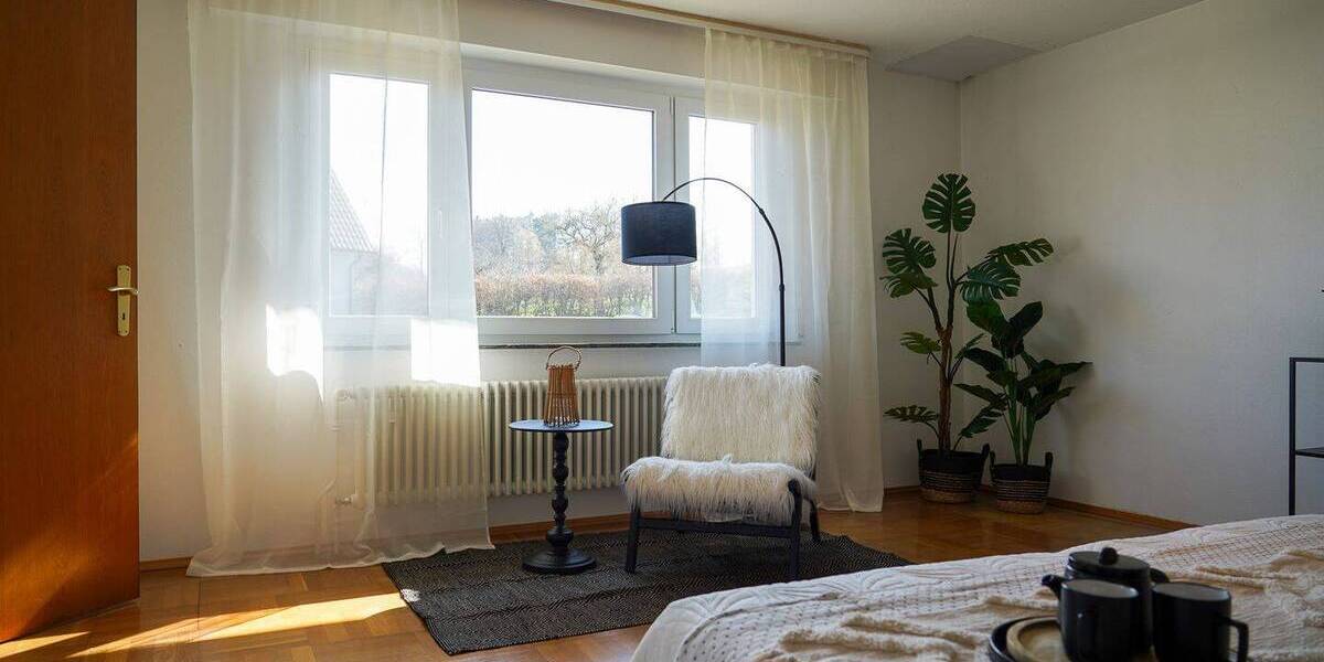 Mehrfamilienhaus, Wohnhaus Engelsbrand Grunbach - 7 Zimmer, 212 m&sup2;, 445.000&euro; | Angebot:25909412