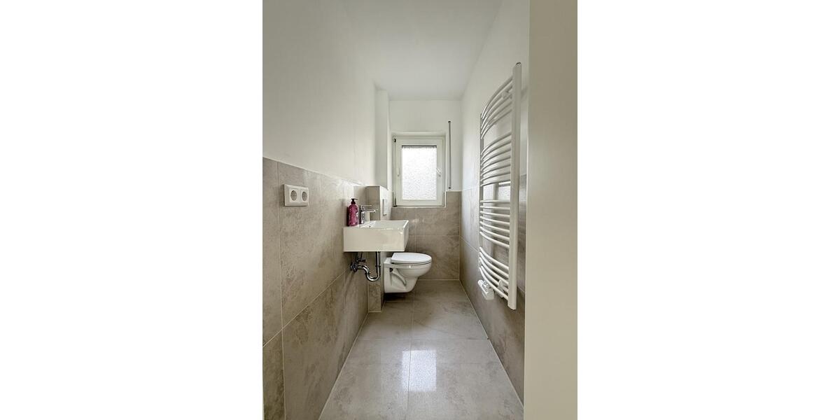 Dachgeschoßwohnung Kürnbach - 4 Zimmer, 120 m&sup2;, 1.050&euro; | Angebot:26284377