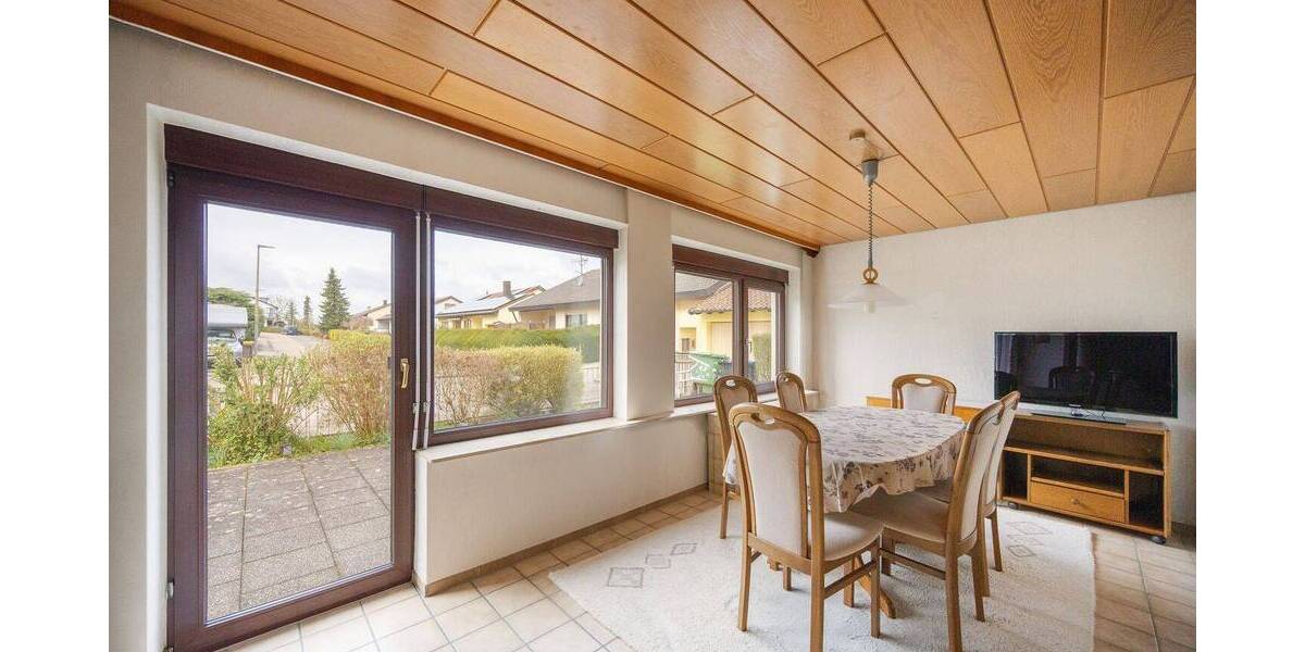 Mehrfamilienhaus, Wohnhaus Vaihingen an der Enz Kleinglattbach - 7 Zimmer, 182 m&sup2;, 445.000&euro; | Angebot:26345663