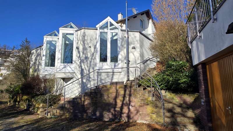 Haus zum Kaufen in Leonberg 848.000 € 187.57 m²