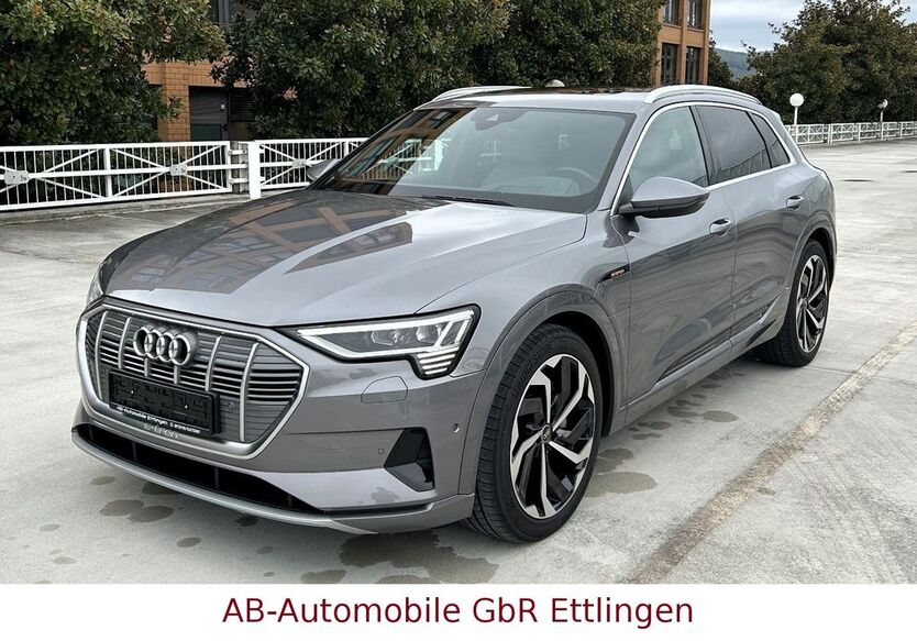 Audi e-tron 43.240 km 41.900 € Ettlingen 76275