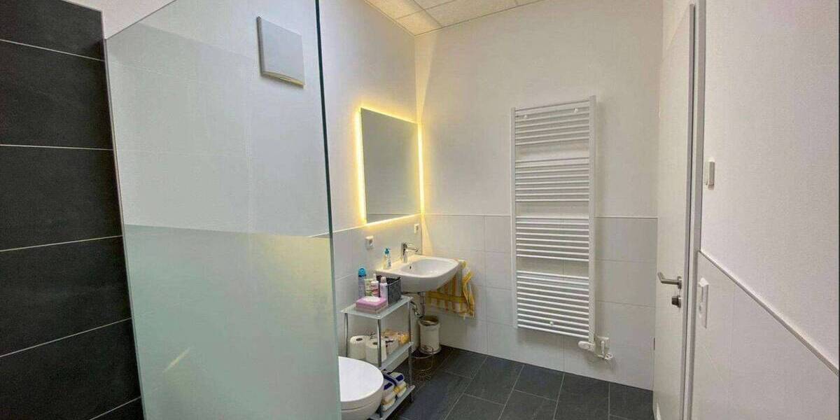 Etagenwohnung Bretten - 2 Zimmer, 68 m&sup2;, 330.000&euro; | Angebot:26527723