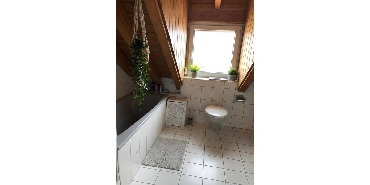 Dachgeschoßwohnung Karlsbad - 2 Zimmer, 48 m&sup2;, 610&euro; | Angebot:26532903