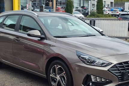 Hyundai i30 16.324 km 17.950 € Leonberg 71229