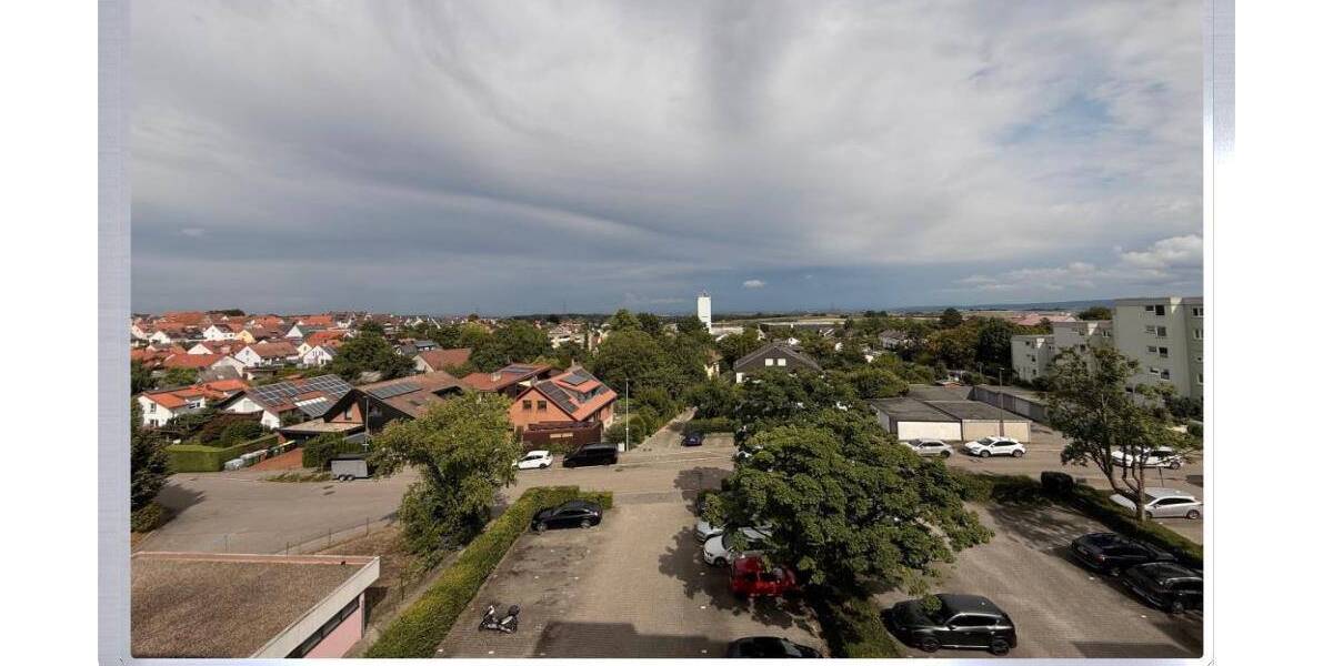 Renovierte 3-Zimmer Etagenwohnung (4.OG) mit Stellplatz in Heimerdingen 3 zimmer