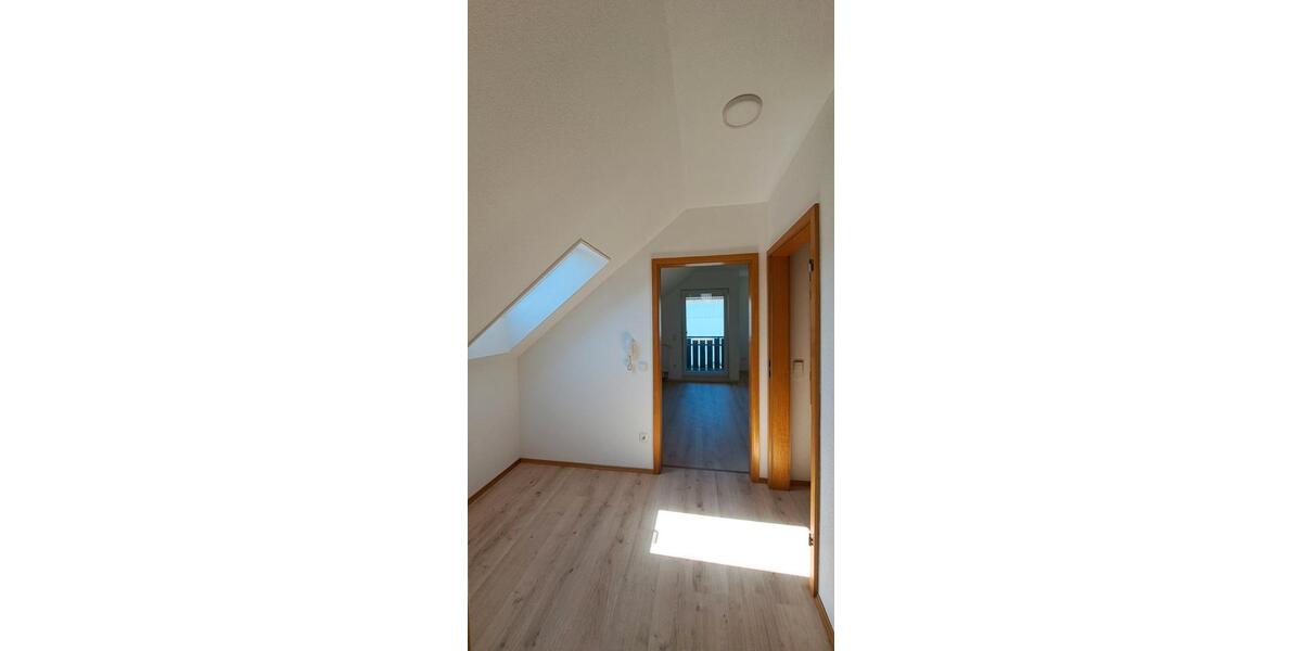 Maisonettenwohnung Keltern - 5 Zimmer, 130 m&sup2;, 1.400&euro; | Angebot:26326724