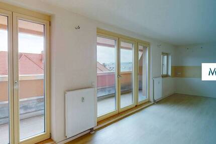 ** Exklusive 4-Zimmer-Dachgeschoßwohnung mit 2 Terrassen in Dresden, Pieschen! **