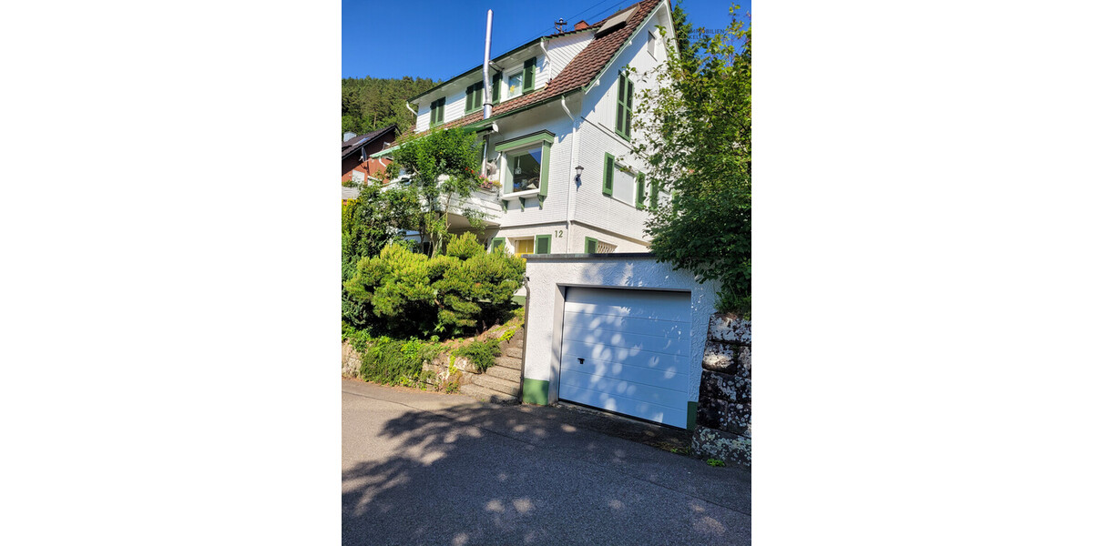 Schönes Landhaus mit Einliegerwohnung - Einfamilienhaus Bad Wildbad | Angebot:25374626
