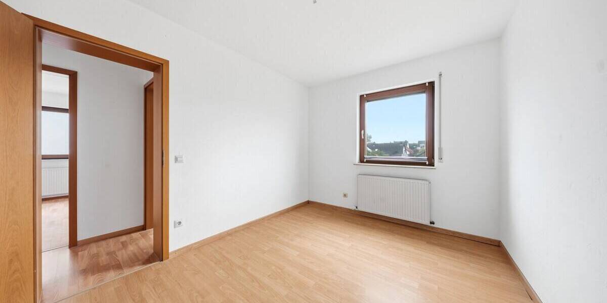 Etagenwohnung Stutensee Blankenloch - 4 Zimmer, 91 m&sup2;, 295.000&euro; | Angebot:26733599