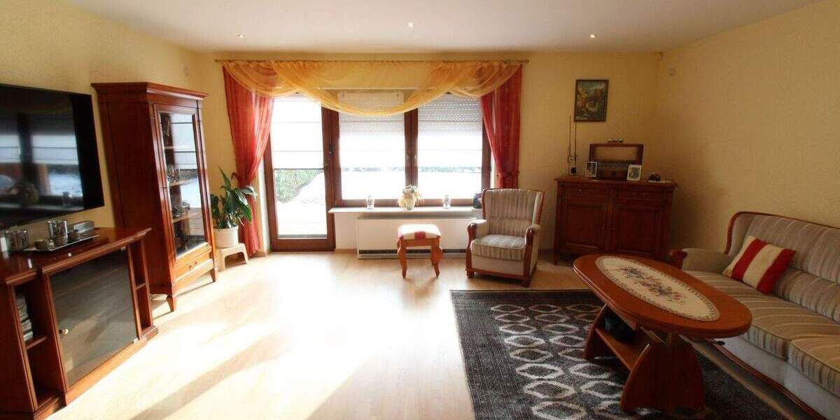 Doppelhaushälfte Karlsbad Langensteinbach - 5 Zimmer, 155 m&sup2;, 549.000&euro; | Angebot:25410272